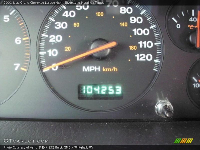 Silverstone Metallic / Taupe 2001 Jeep Grand Cherokee Laredo 4x4