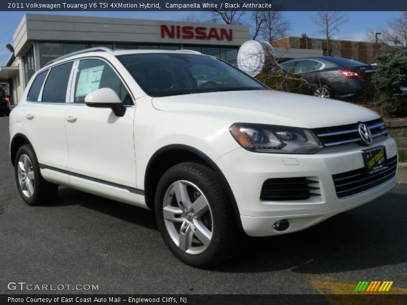 Campanella White / Black Anthracite 2011 Volkswagen Touareg V6 TSI 4XMotion Hybrid