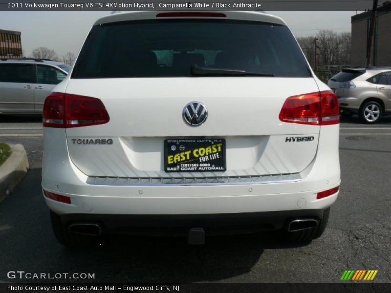 Campanella White / Black Anthracite 2011 Volkswagen Touareg V6 TSI 4XMotion Hybrid