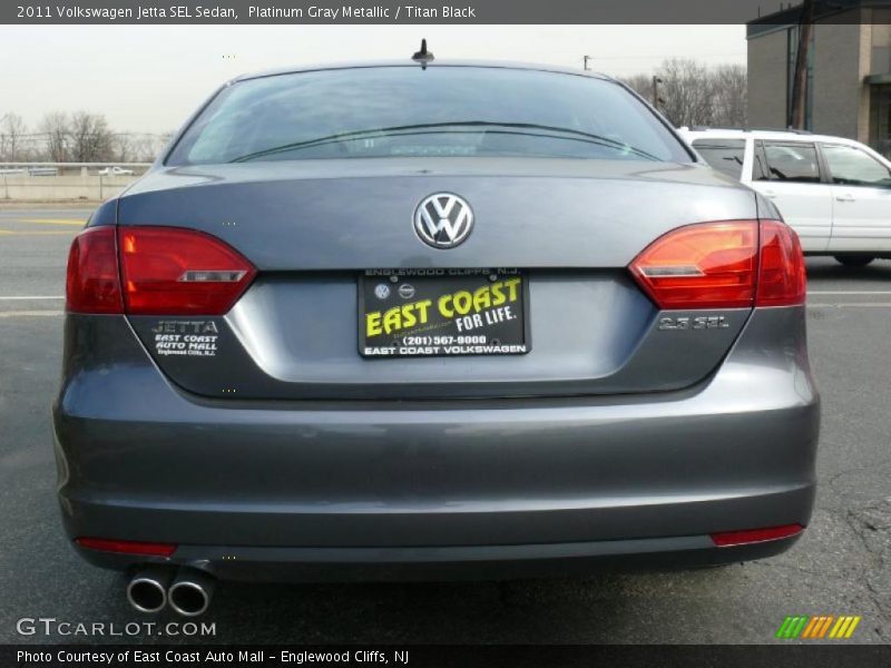 Platinum Gray Metallic / Titan Black 2011 Volkswagen Jetta SEL Sedan