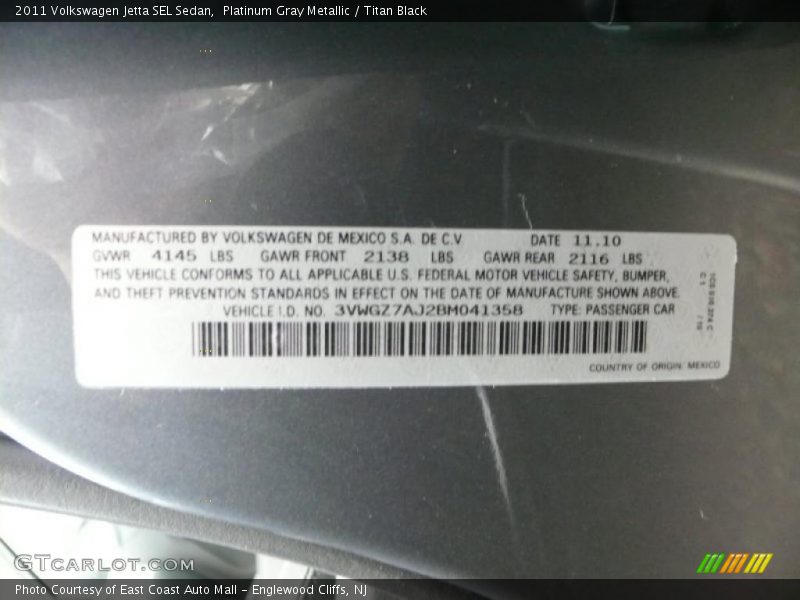 Platinum Gray Metallic / Titan Black 2011 Volkswagen Jetta SEL Sedan