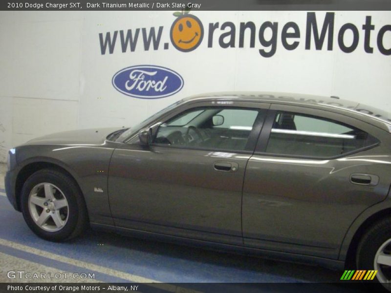 Dark Titanium Metallic / Dark Slate Gray 2010 Dodge Charger SXT