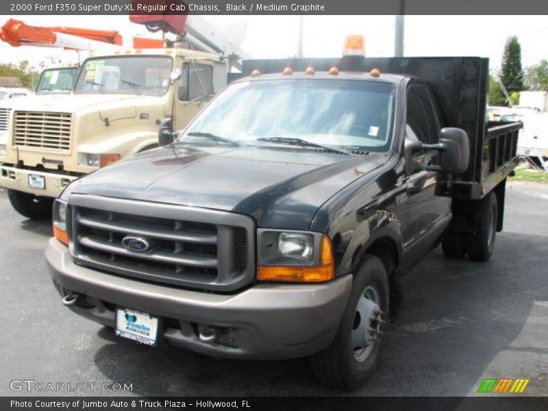 Black / Medium Graphite 2000 Ford F350 Super Duty XL Regular Cab Chassis