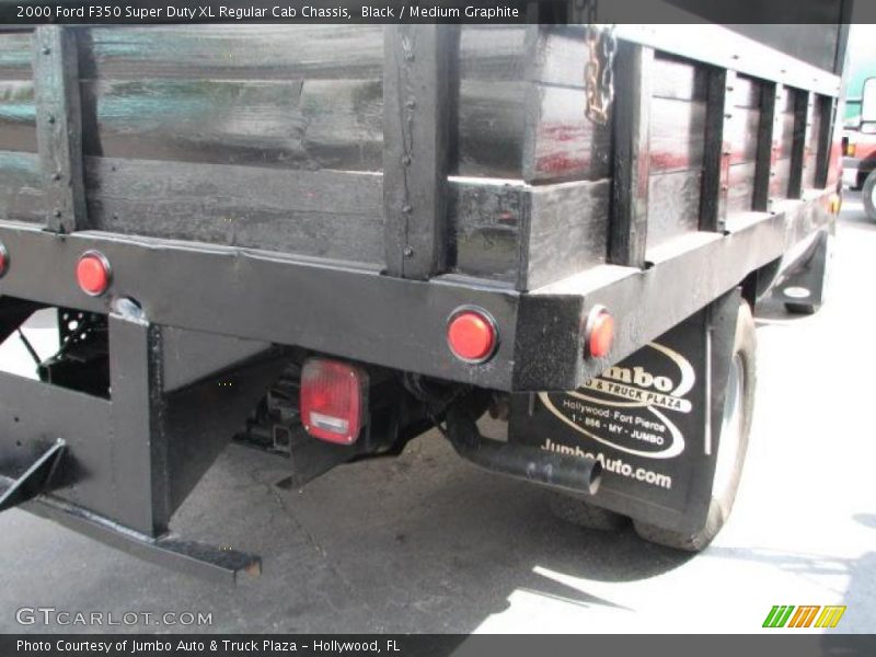 Black / Medium Graphite 2000 Ford F350 Super Duty XL Regular Cab Chassis