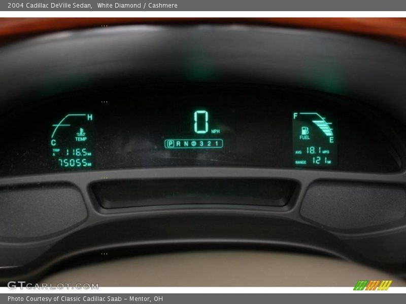 White Diamond / Cashmere 2004 Cadillac DeVille Sedan