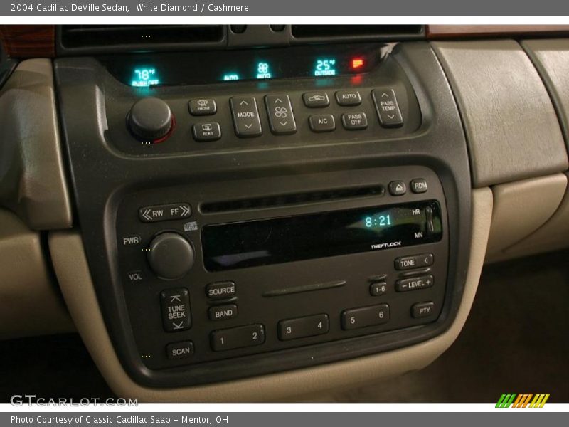 White Diamond / Cashmere 2004 Cadillac DeVille Sedan