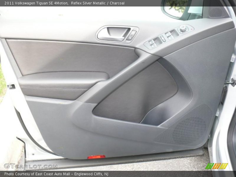 Reflex Silver Metallic / Charcoal 2011 Volkswagen Tiguan SE 4Motion