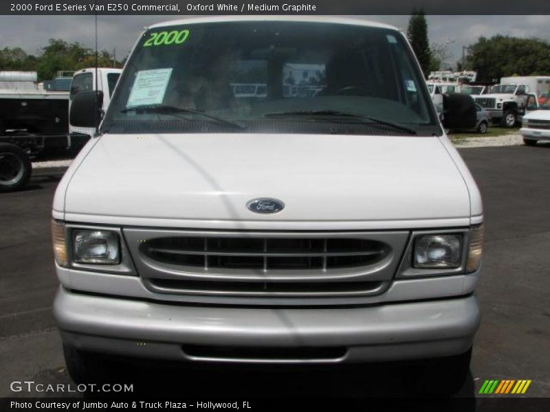 Oxford White / Medium Graphite 2000 Ford E Series Van E250 Commercial