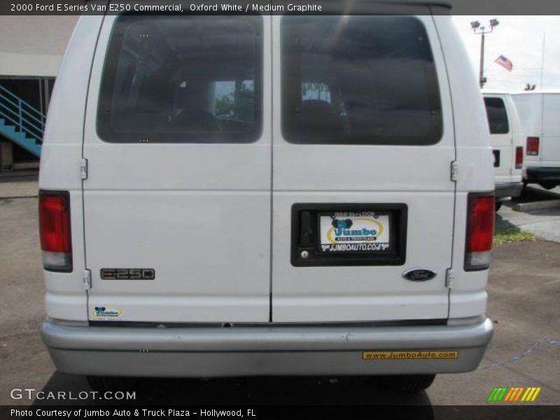 Oxford White / Medium Graphite 2000 Ford E Series Van E250 Commercial