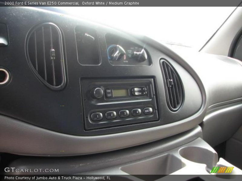 Oxford White / Medium Graphite 2000 Ford E Series Van E250 Commercial