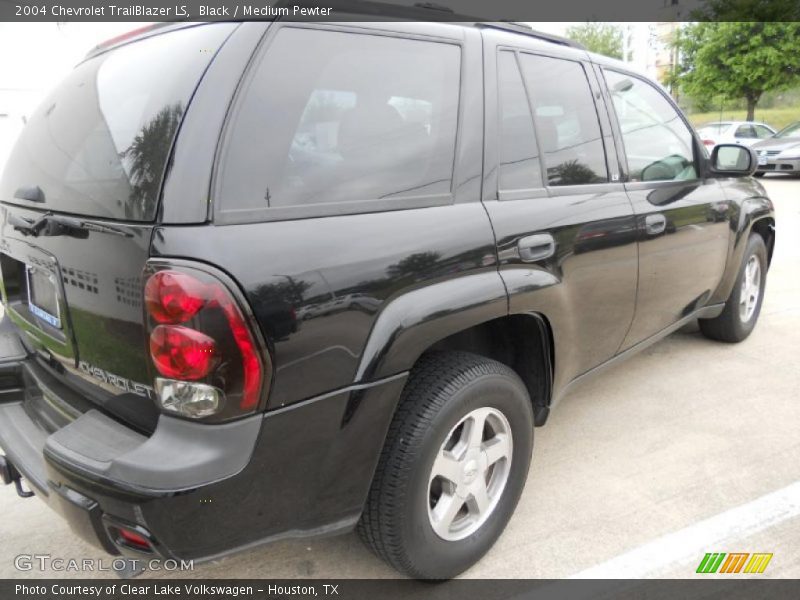 Black / Medium Pewter 2004 Chevrolet TrailBlazer LS