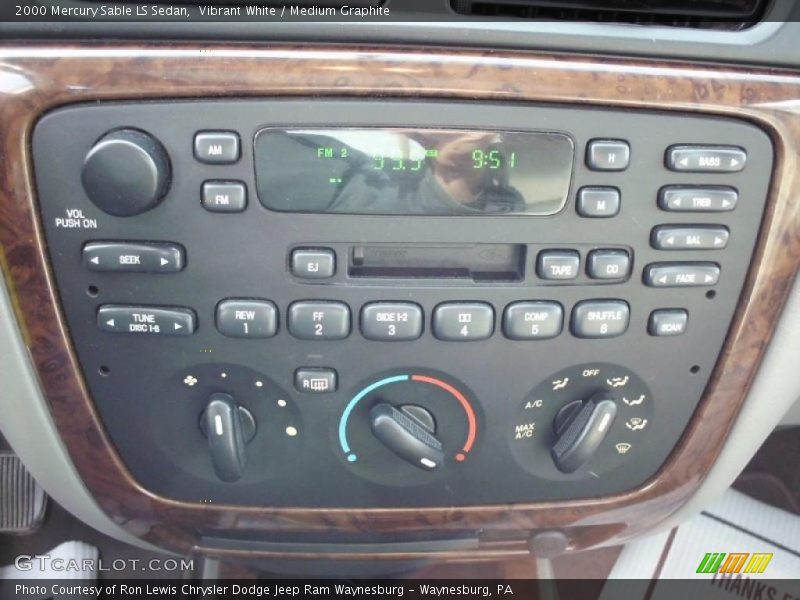 Controls of 2000 Sable LS Sedan