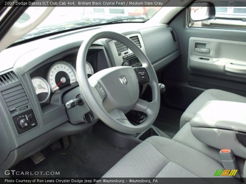Brilliant Black Crystal Pearl / Medium Slate Gray 2007 Dodge Dakota SLT Club Cab 4x4