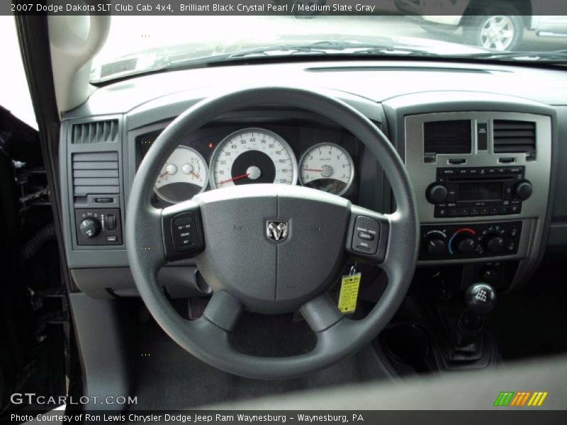 Dashboard of 2007 Dakota SLT Club Cab 4x4