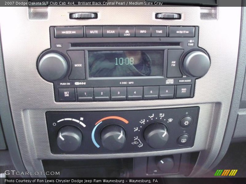 Controls of 2007 Dakota SLT Club Cab 4x4