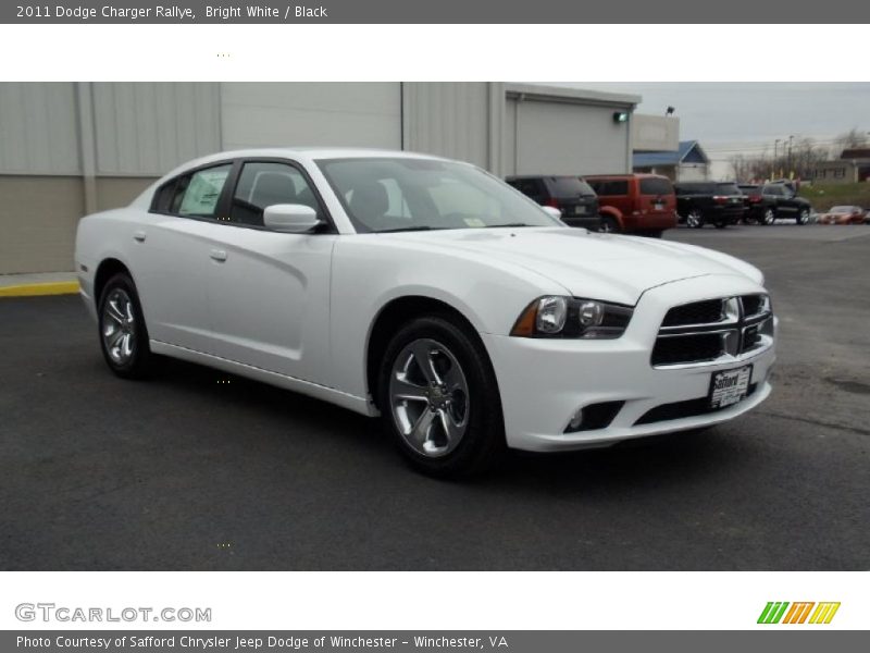 Bright White / Black 2011 Dodge Charger Rallye