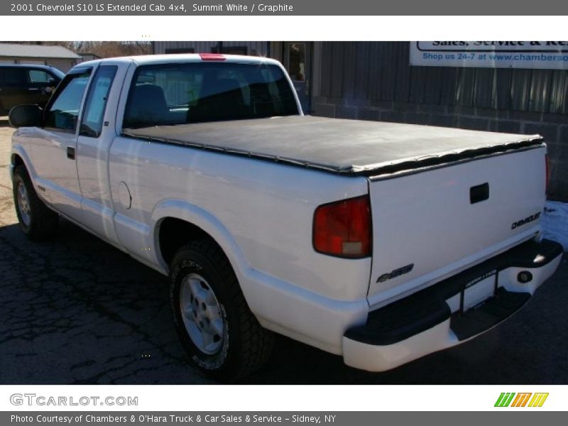 Summit White / Graphite 2001 Chevrolet S10 LS Extended Cab 4x4