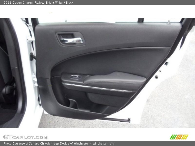 Bright White / Black 2011 Dodge Charger Rallye