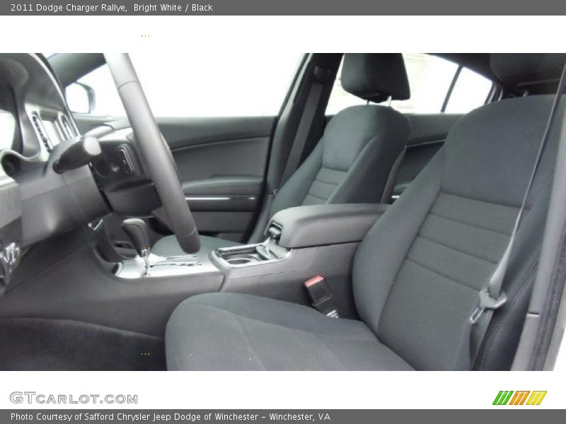 Bright White / Black 2011 Dodge Charger Rallye