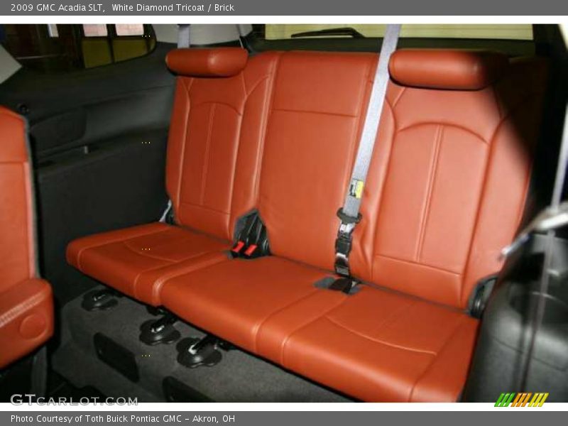  2009 Acadia SLT Brick Interior