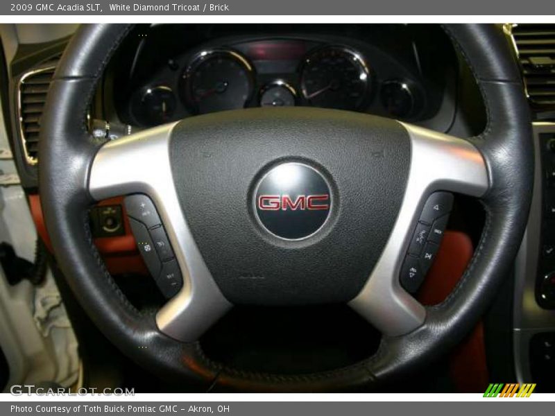 White Diamond Tricoat / Brick 2009 GMC Acadia SLT