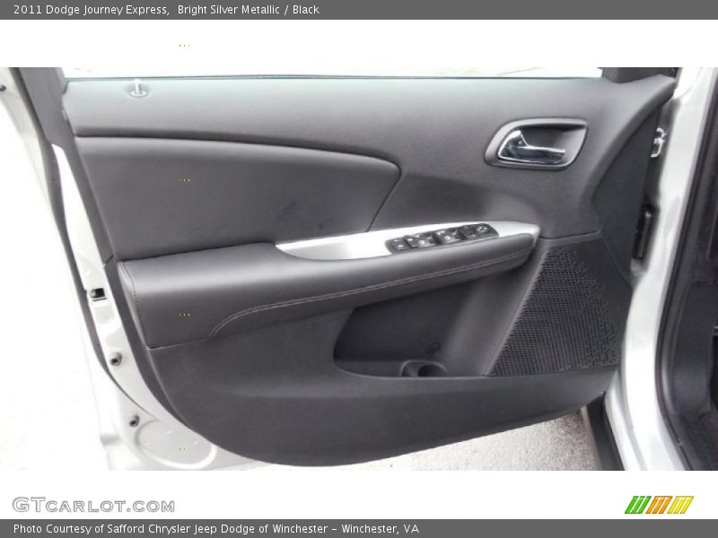 Bright Silver Metallic / Black 2011 Dodge Journey Express