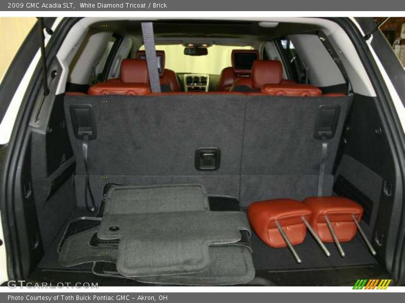  2009 Acadia SLT Trunk