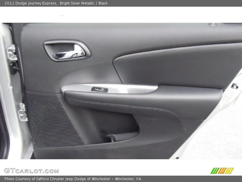 Bright Silver Metallic / Black 2011 Dodge Journey Express