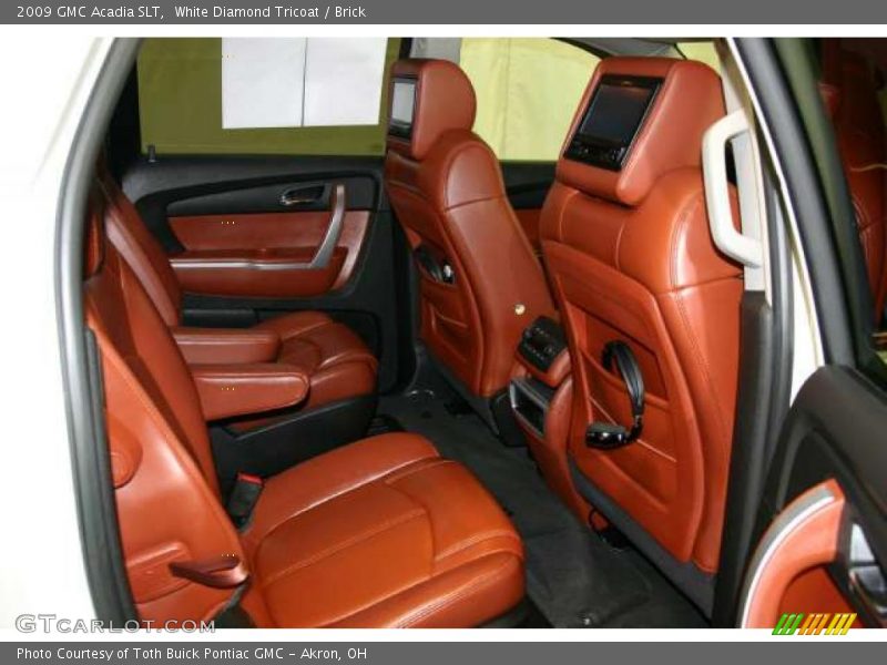  2009 Acadia SLT Brick Interior