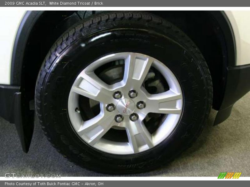 White Diamond Tricoat / Brick 2009 GMC Acadia SLT