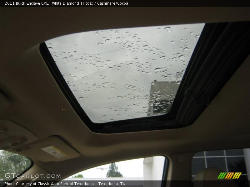 White Diamond Tricoat / Cashmere/Cocoa 2011 Buick Enclave CXL