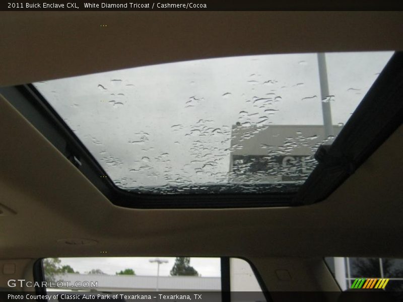White Diamond Tricoat / Cashmere/Cocoa 2011 Buick Enclave CXL