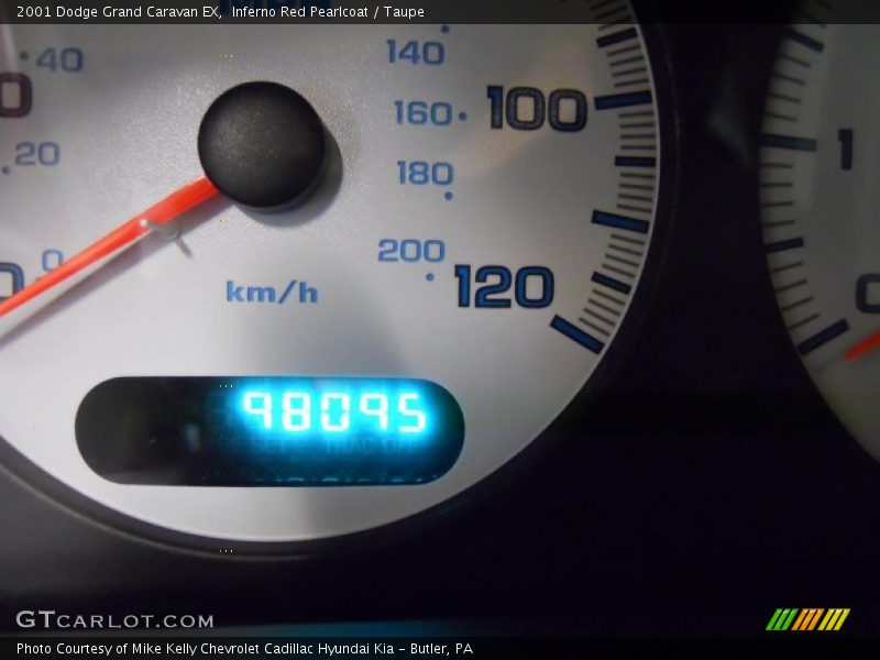 Inferno Red Pearlcoat / Taupe 2001 Dodge Grand Caravan EX