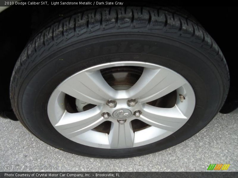 Light Sandstone Metallic / Dark Slate Gray 2010 Dodge Caliber SXT