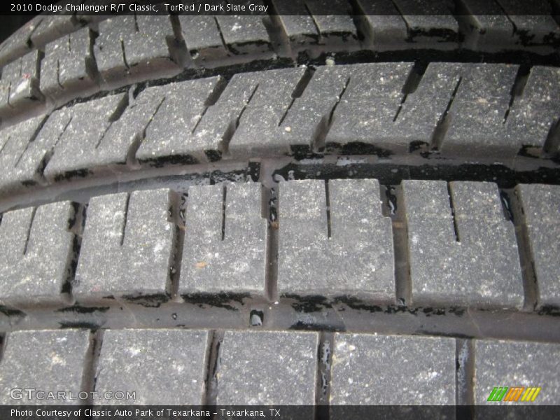 TorRed / Dark Slate Gray 2010 Dodge Challenger R/T Classic