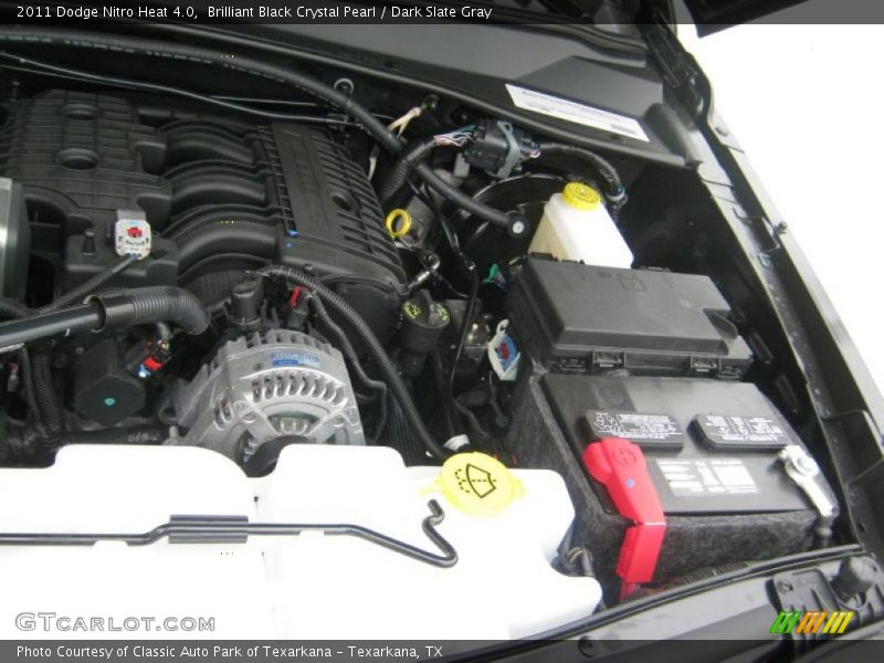 Brilliant Black Crystal Pearl / Dark Slate Gray 2011 Dodge Nitro Heat 4.0