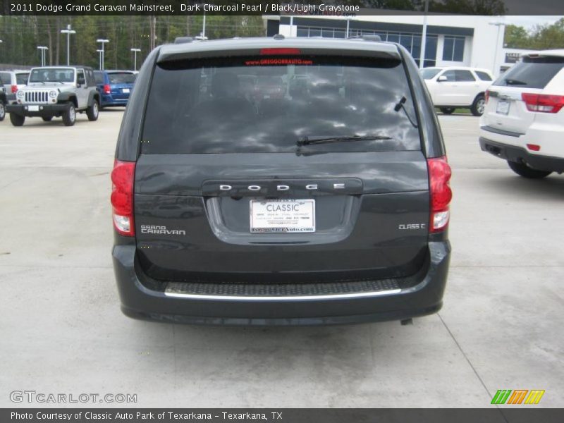 Dark Charcoal Pearl / Black/Light Graystone 2011 Dodge Grand Caravan Mainstreet