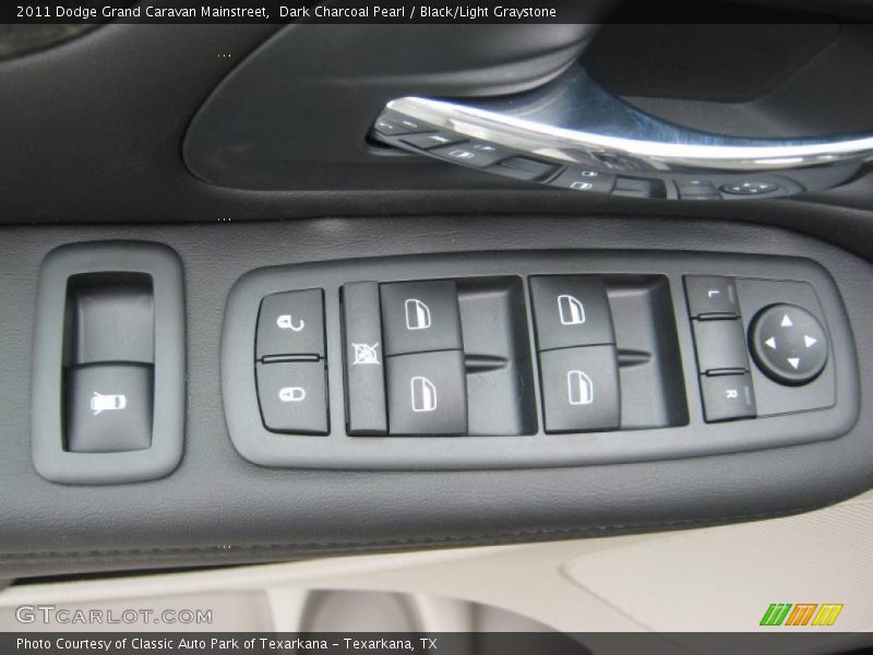 Dark Charcoal Pearl / Black/Light Graystone 2011 Dodge Grand Caravan Mainstreet