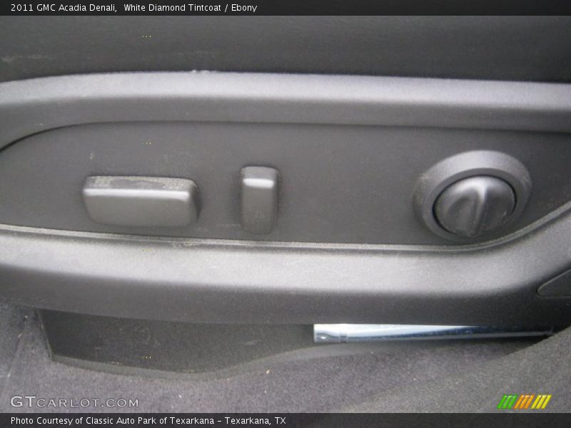 White Diamond Tintcoat / Ebony 2011 GMC Acadia Denali