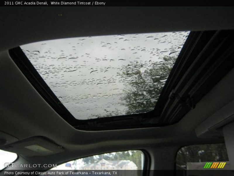 White Diamond Tintcoat / Ebony 2011 GMC Acadia Denali