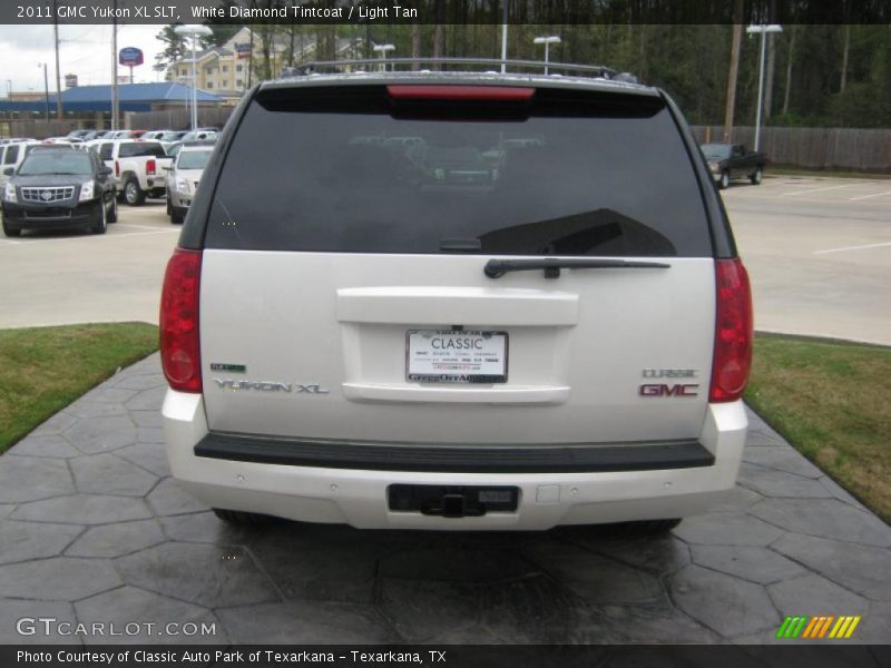 White Diamond Tintcoat / Light Tan 2011 GMC Yukon XL SLT
