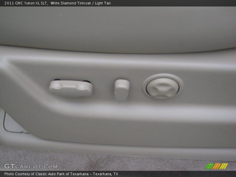 White Diamond Tintcoat / Light Tan 2011 GMC Yukon XL SLT