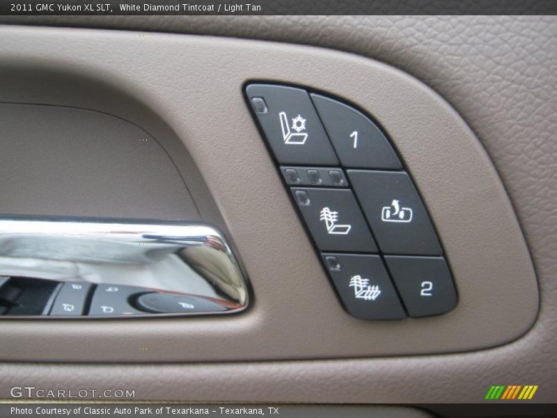 Controls of 2011 Yukon XL SLT