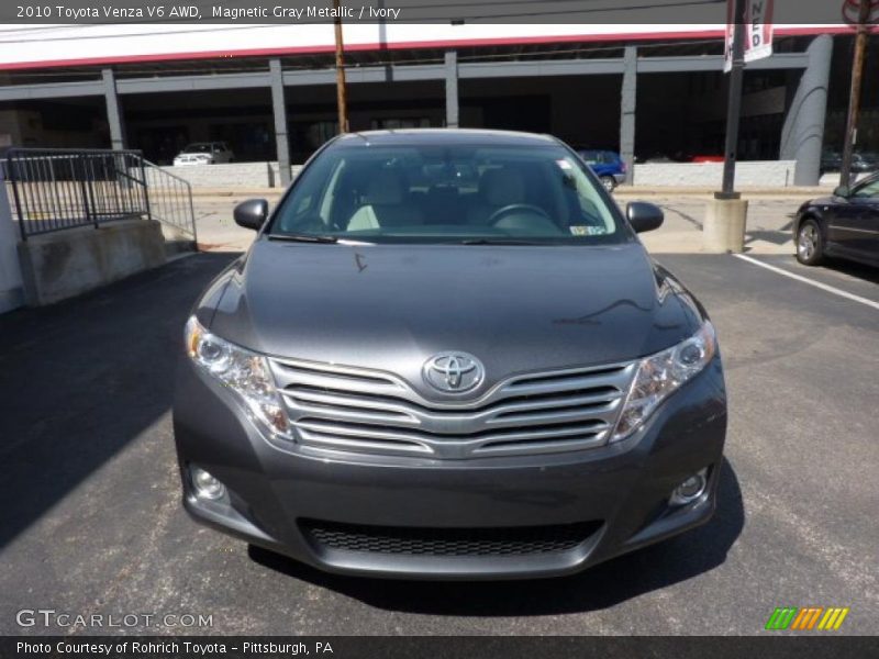 Magnetic Gray Metallic / Ivory 2010 Toyota Venza V6 AWD