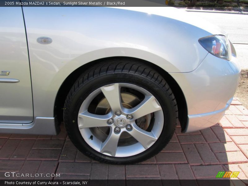 Sunlight Silver Metallic / Black/Red 2005 Mazda MAZDA3 s Sedan