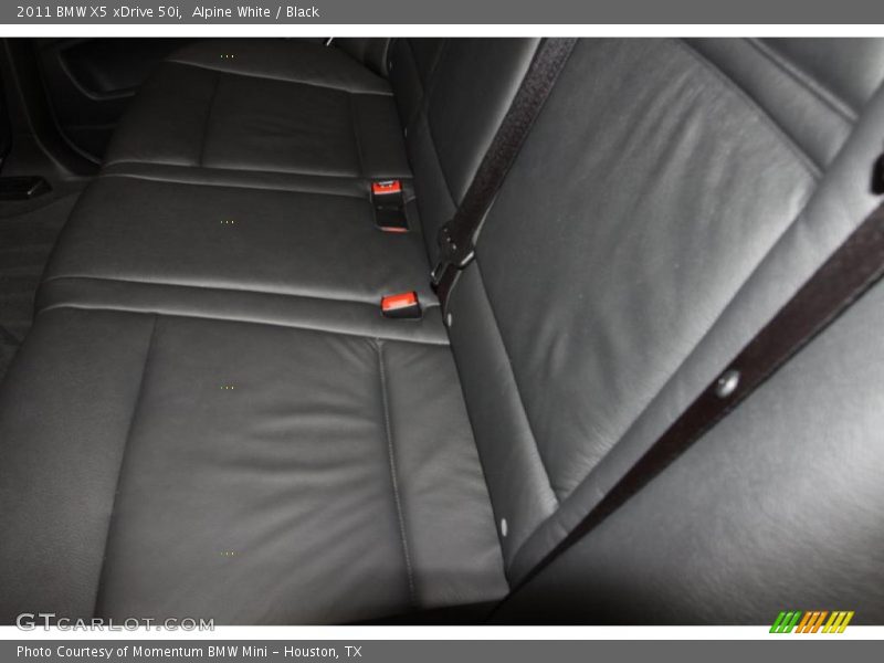 Alpine White / Black 2011 BMW X5 xDrive 50i