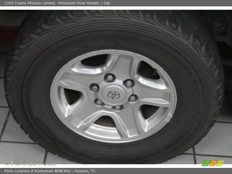 Millennium Silver Metallic / Oak 2000 Toyota 4Runner Limited