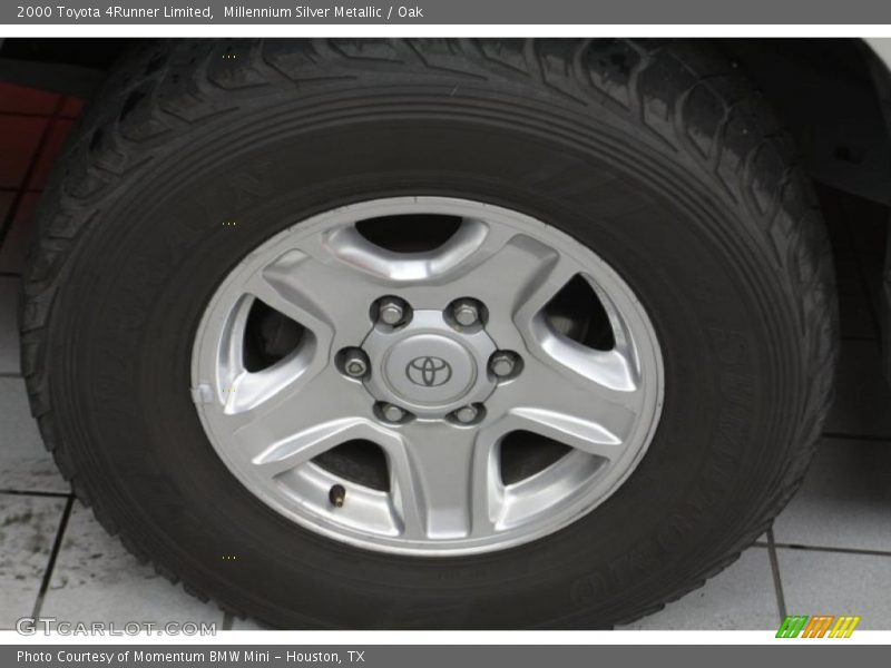 Millennium Silver Metallic / Oak 2000 Toyota 4Runner Limited