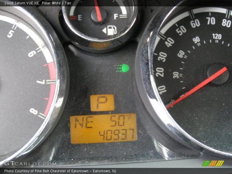 Polar White / Tan 2008 Saturn VUE XE