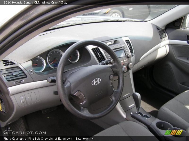 Willow Gray / Gray 2010 Hyundai Sonata GLS